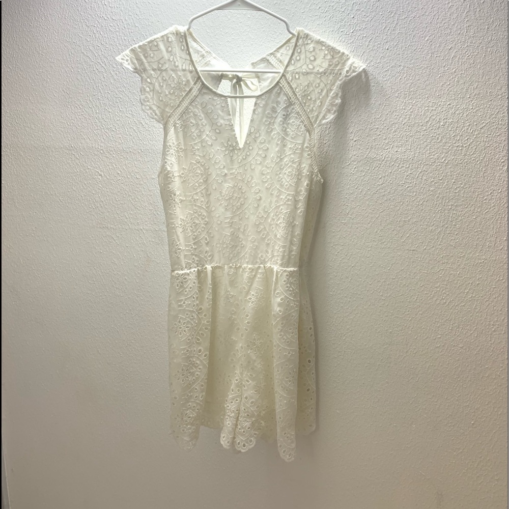 Express Tie Back eyelet romper w/ pockets
